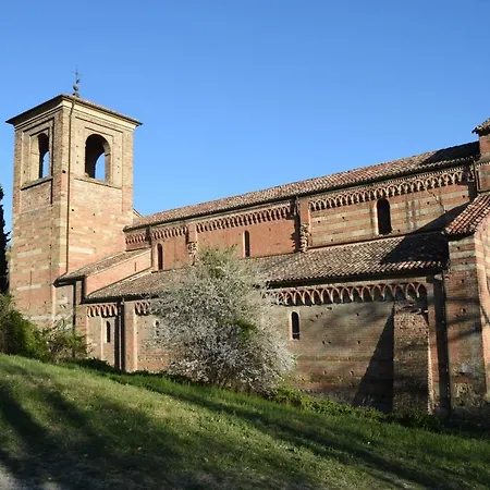 Cascina Piola ベッド・アンド・ブレックファスト Capriglio